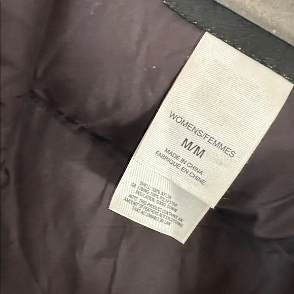 The North Face Jacket Womens Medium Nuptse 700 Down Insulated Black Vest. - Picture 8 of 11